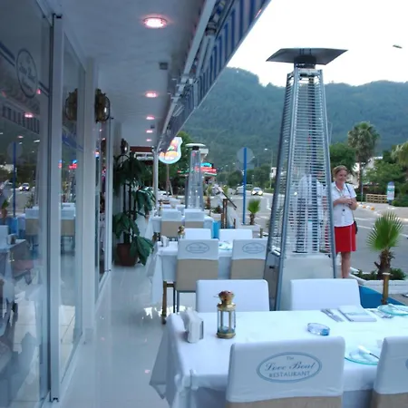 Hotell Devamli 3*