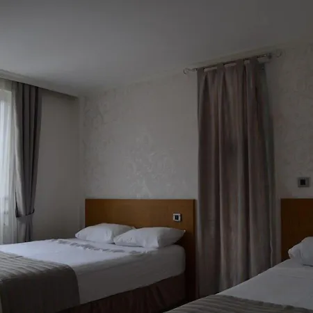 Hotel Devamli 3*