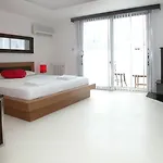 Ξενοδοχείο Devamli 3*