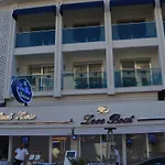 Ξενοδοχείο Devamli 3*