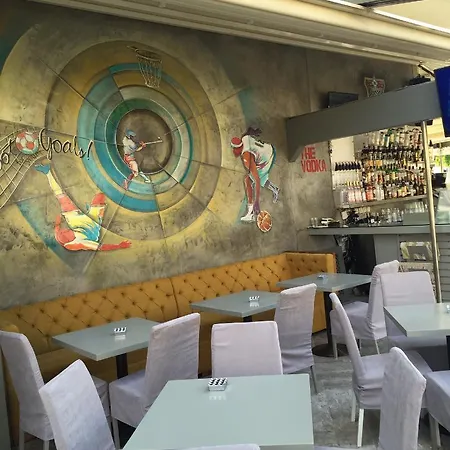 酒店 Devamli 马尔马里斯