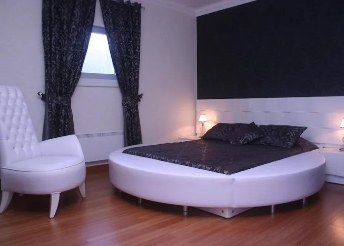 ホテル Devamli 3*