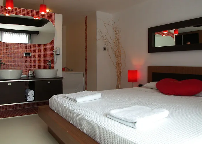 호텔 데바믈리 3*