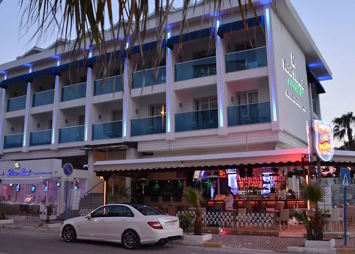 데바믈리 말마리스