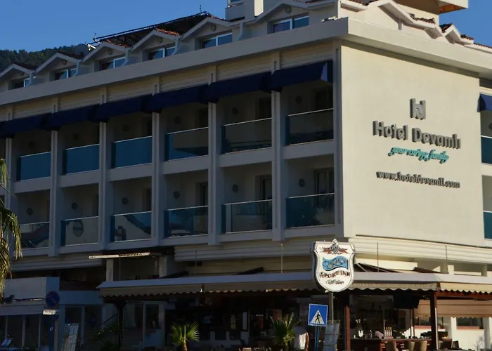 מלון Devamli מרמריס